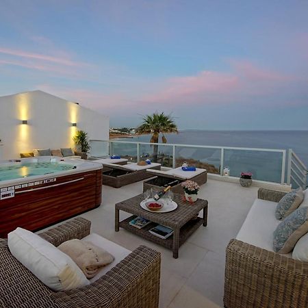 Casa Latino - Oceanfront - Luxury & Charming Villa- Jacuzzi At Rooftop By Dreamvillasアルブフェイラ エクステリア 写真