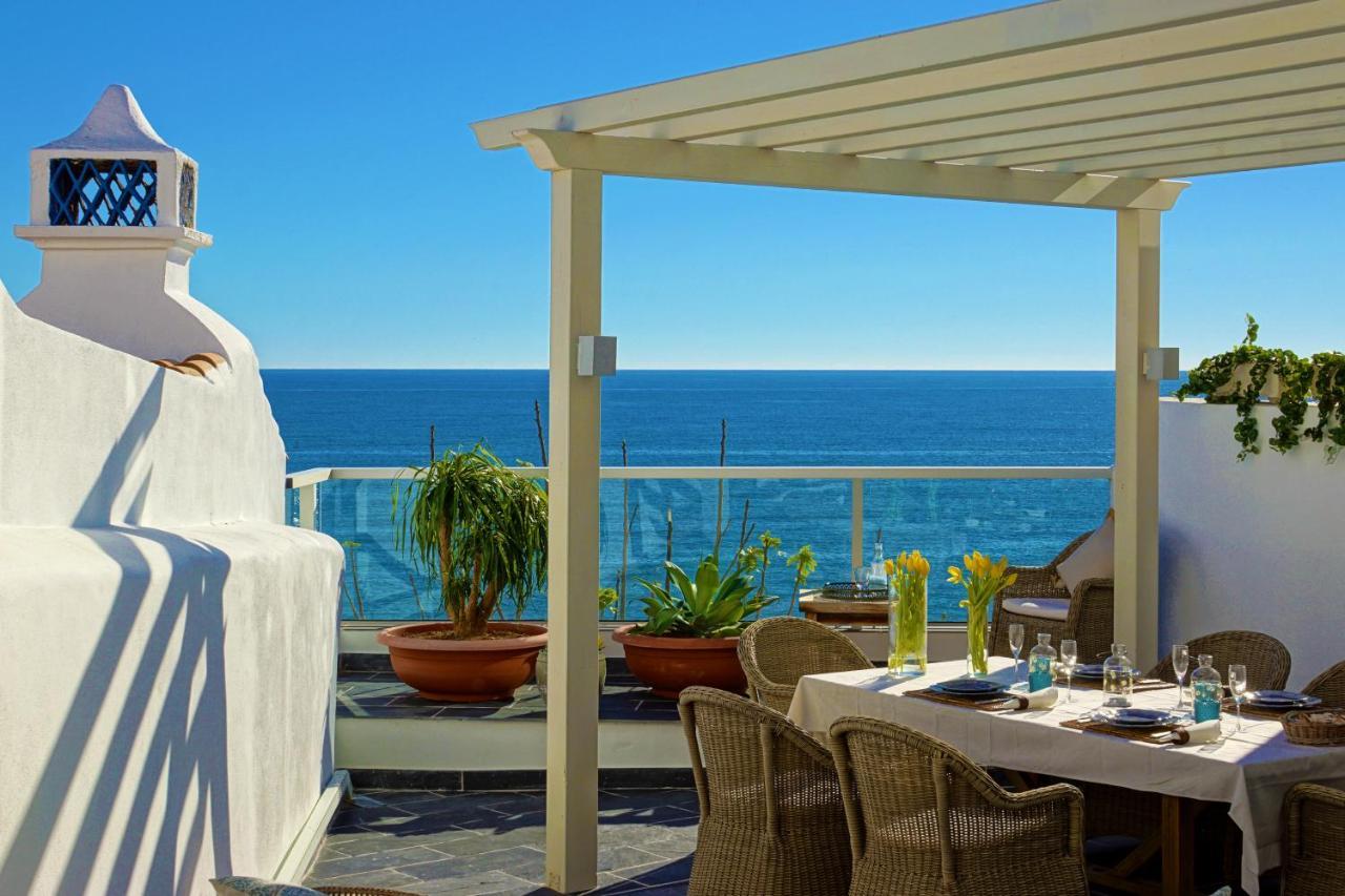 Casa Latino - Oceanfront - Luxury & Charming Villa- Jacuzzi At Rooftop By Dreamvillasアルブフェイラ エクステリア 写真