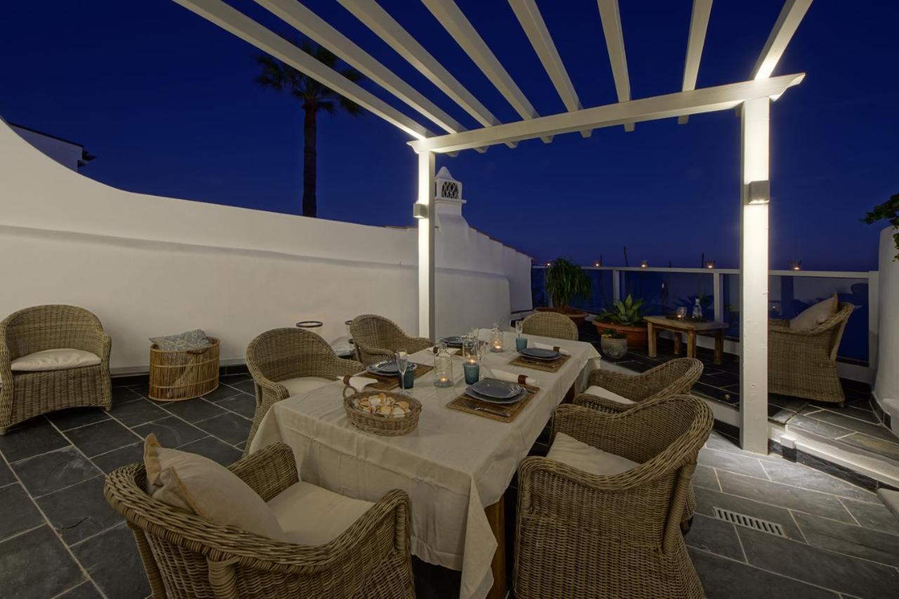Casa Latino - Oceanfront - Luxury & Charming Villa- Jacuzzi At Rooftop By Dreamvillasアルブフェイラ エクステリア 写真
