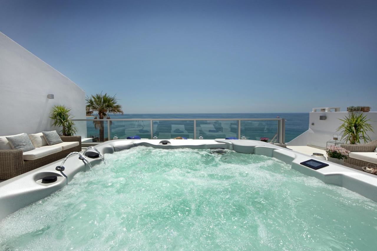 Casa Latino - Oceanfront - Luxury & Charming Villa- Jacuzzi At Rooftop By Dreamvillasアルブフェイラ エクステリア 写真